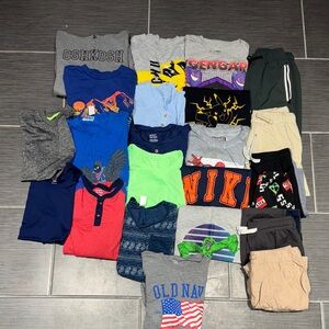 Old Navy Gray Kids Shirt with Flag Graphic